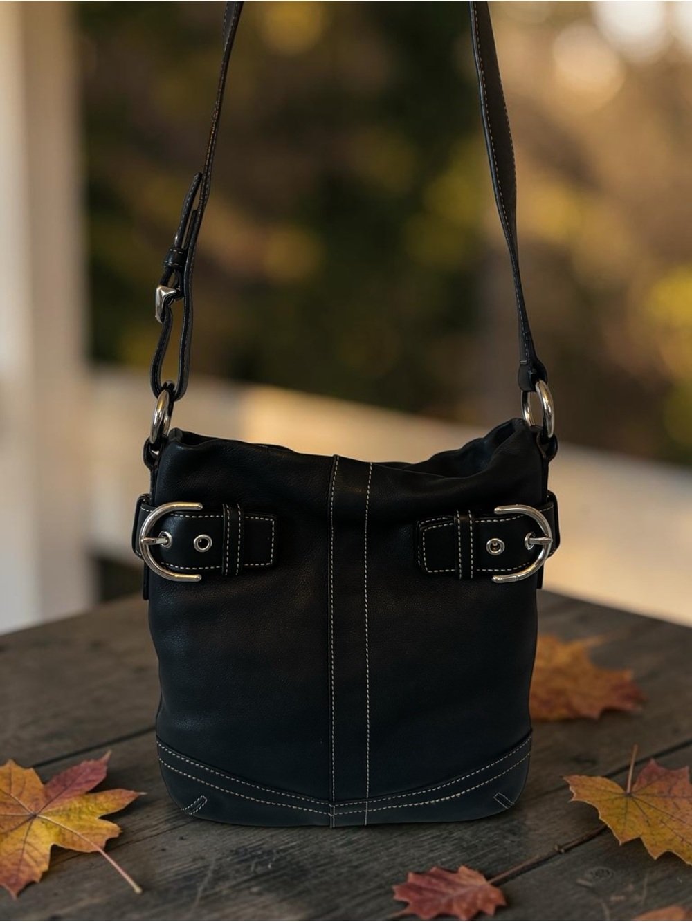 Coach SoHo Y2K black with white stitching silver hardware